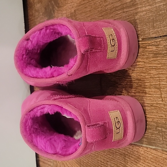 Ugg mini boots - Picture 3 of 6